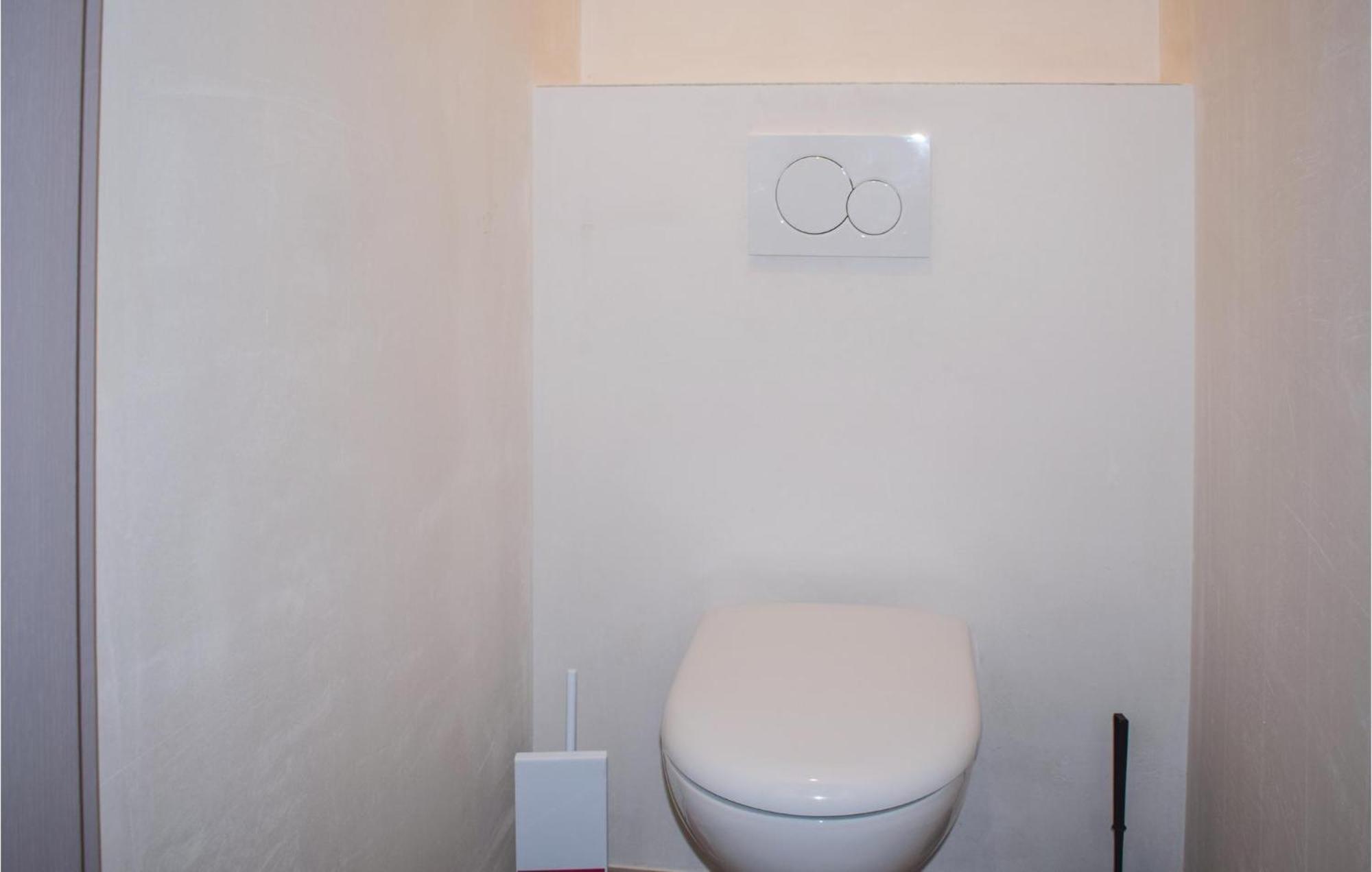 Gorgeous Home In Saint Alban With Kitchen מראה חיצוני תמונה