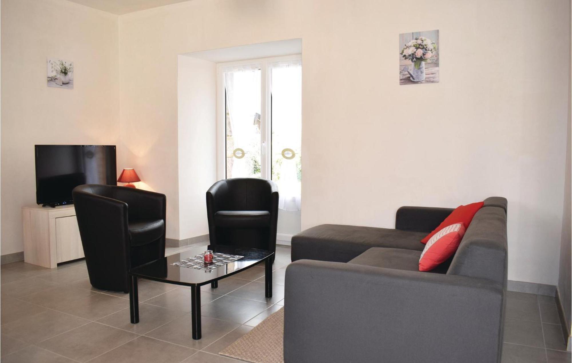 Gorgeous Home In Saint Alban With Kitchen מראה חיצוני תמונה