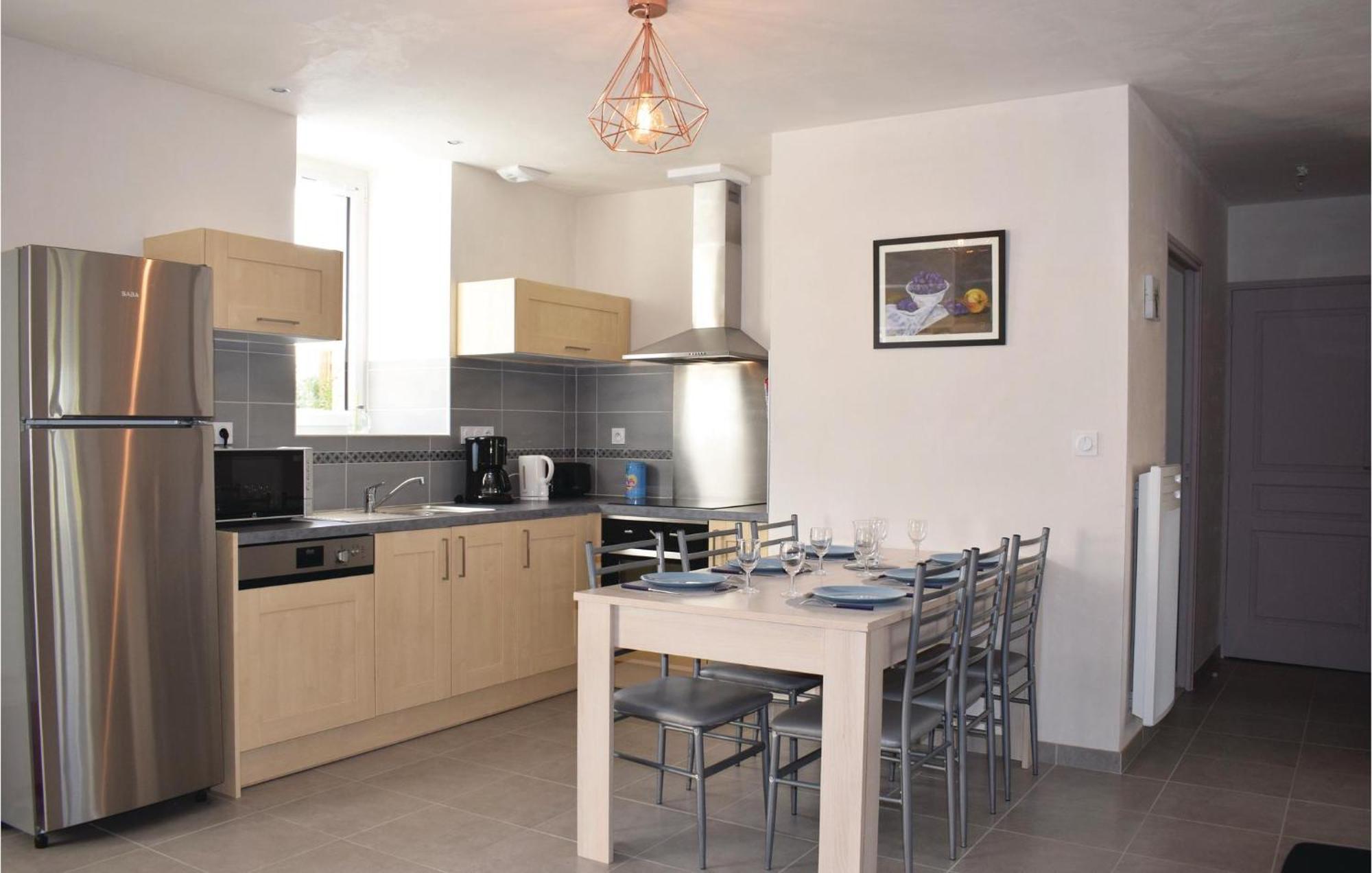 Gorgeous Home In Saint Alban With Kitchen מראה חיצוני תמונה